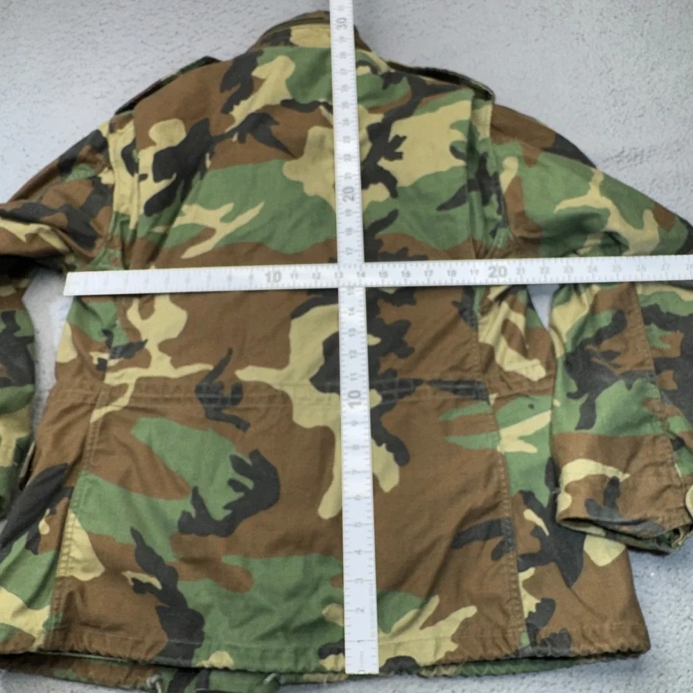 Vintage US Army Field M65 Jacket Mens Medium Short Camo Military Coat Woodland